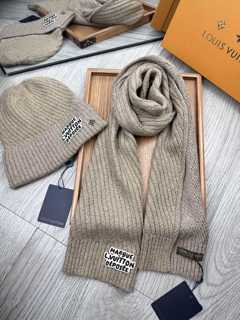 Louis Vuitton Caps Scarfs